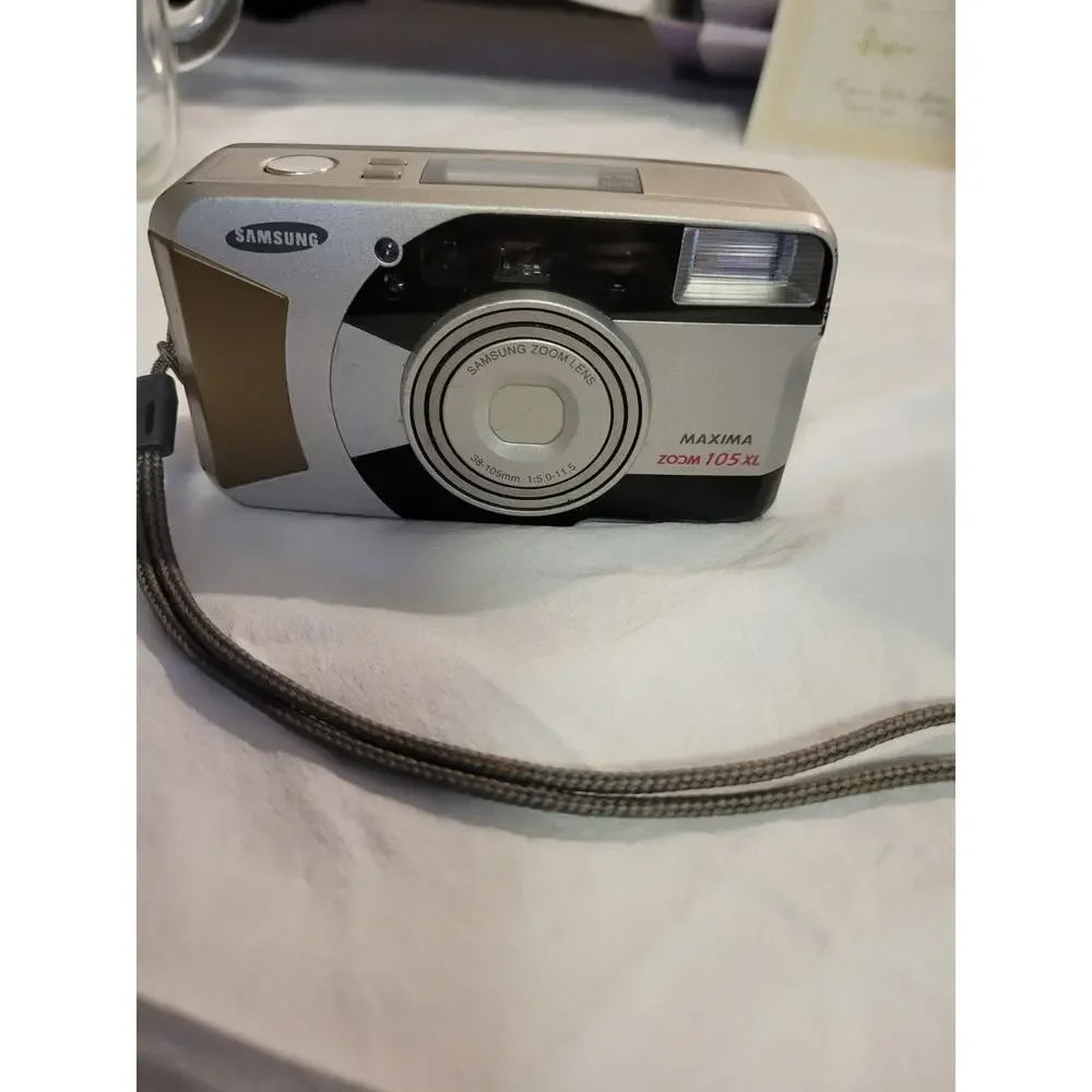 Samsung Maxima Zoom 105 XL 35mm Camera Point & Shoot 38-105mm